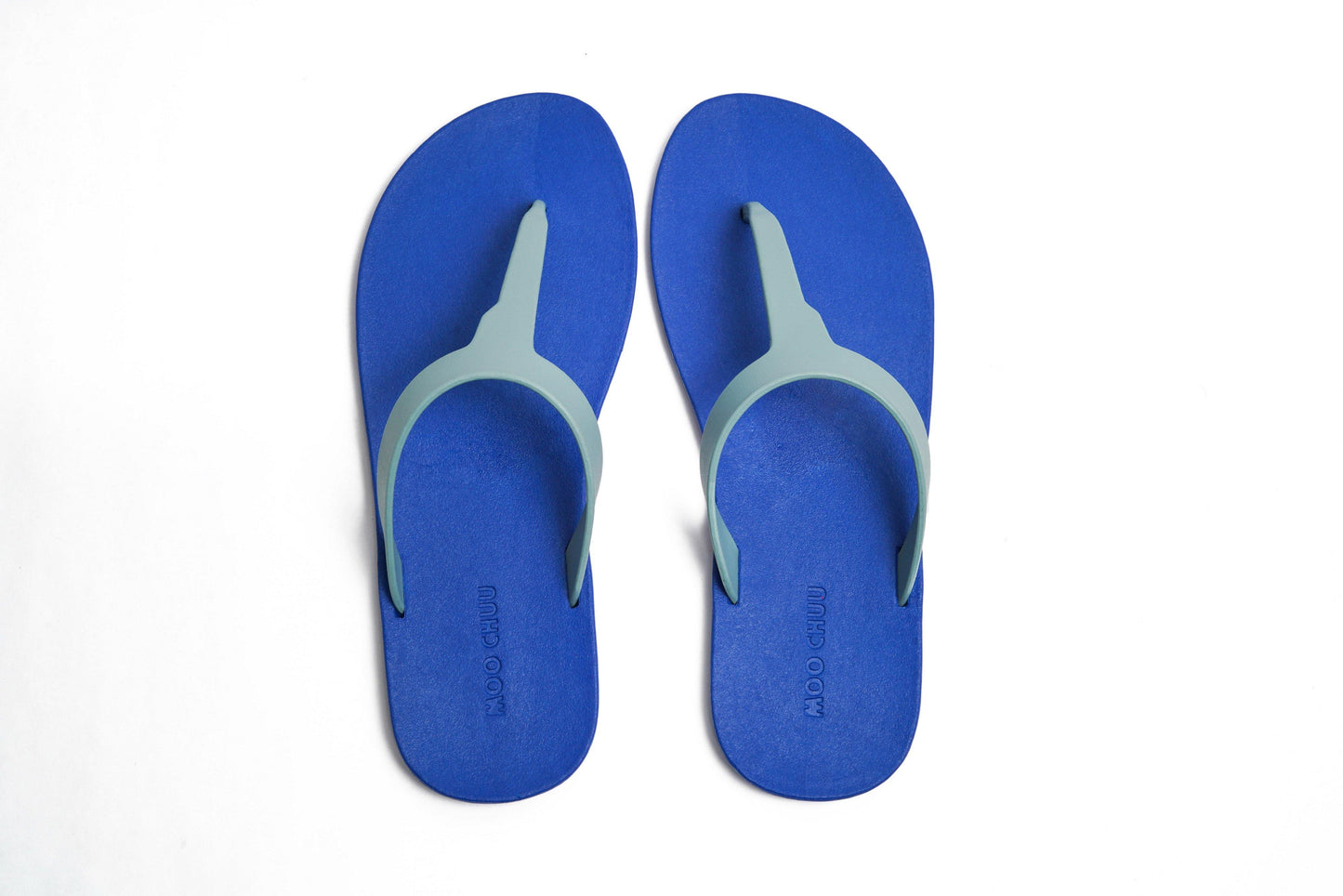 THONGS SEMELLE BLEU ET LANIÈRE GRISE