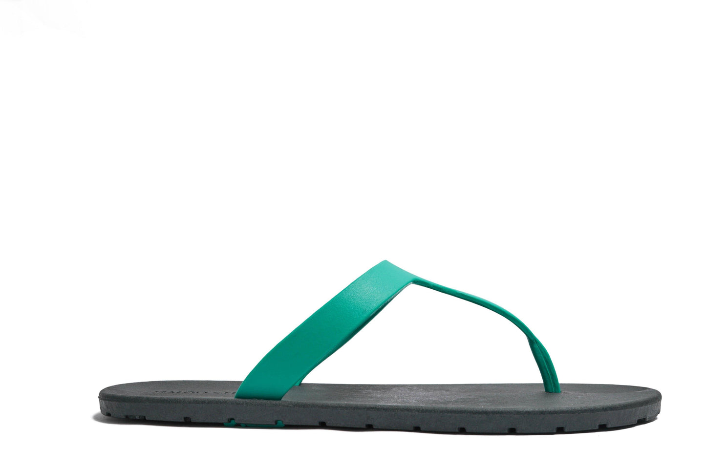 THONGS SEMELLE NOIR ET LANIÈRE VERTE