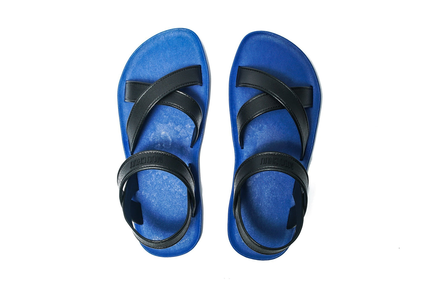 CROSS PLUS SEMELLE BLEU ET LANIÈRE NOIR