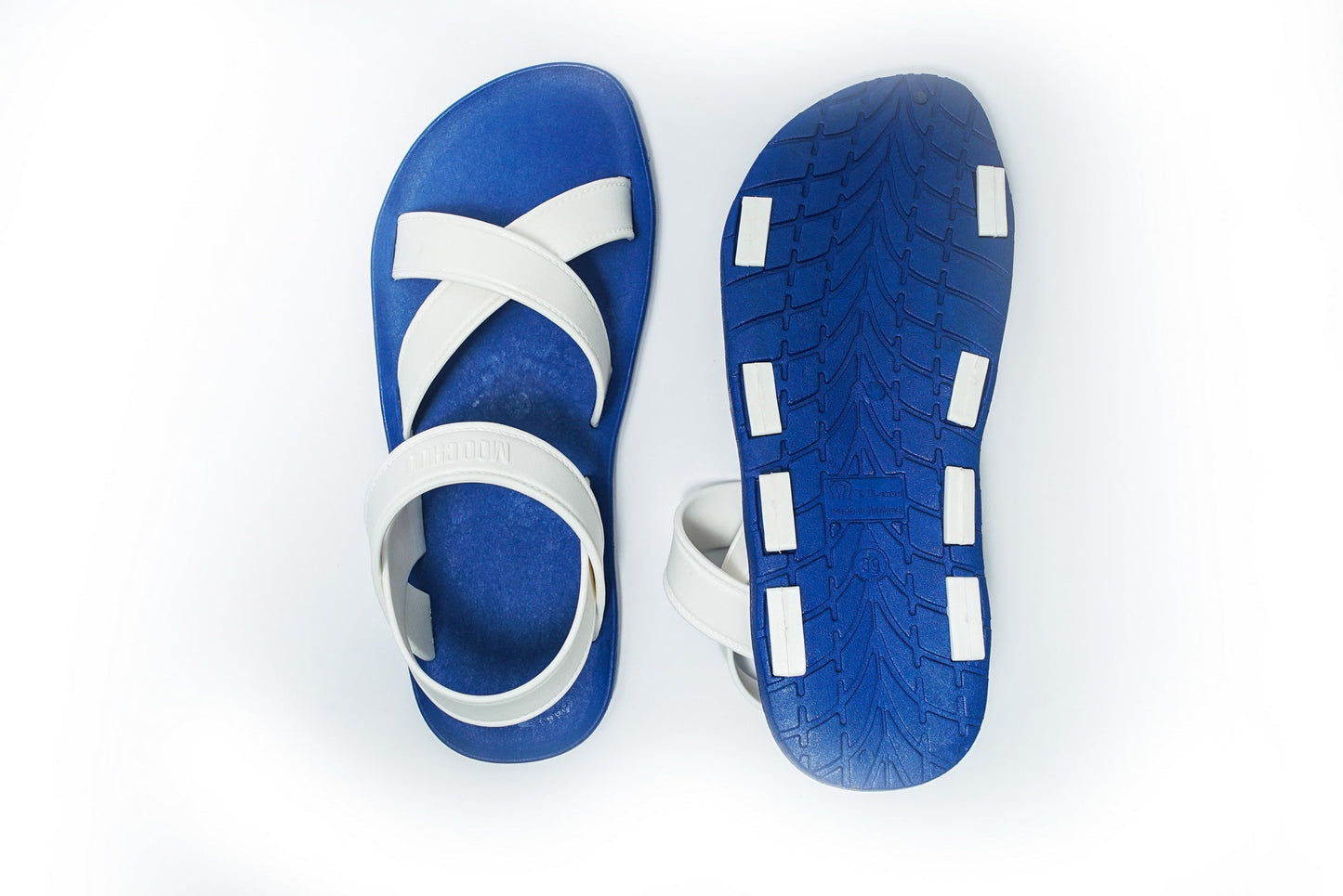 CROSS PLUS SEMELLE BLEU ET LANIÈRE BLANCHE