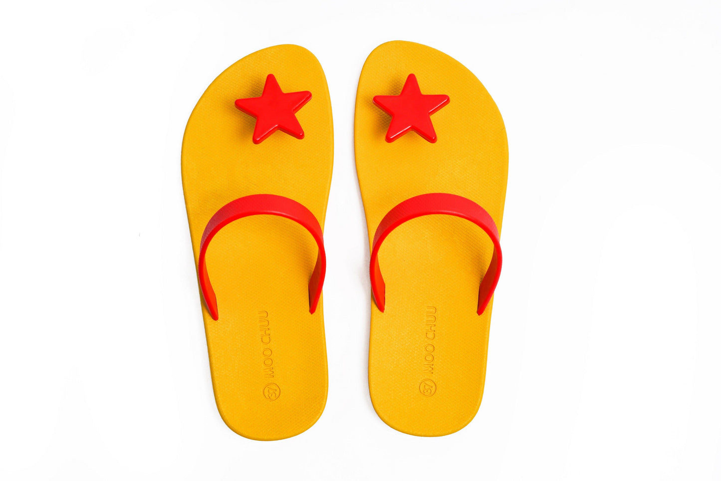 SWEETY STAR SEMELLE JAUNE ET LANIÈRE ROUGE