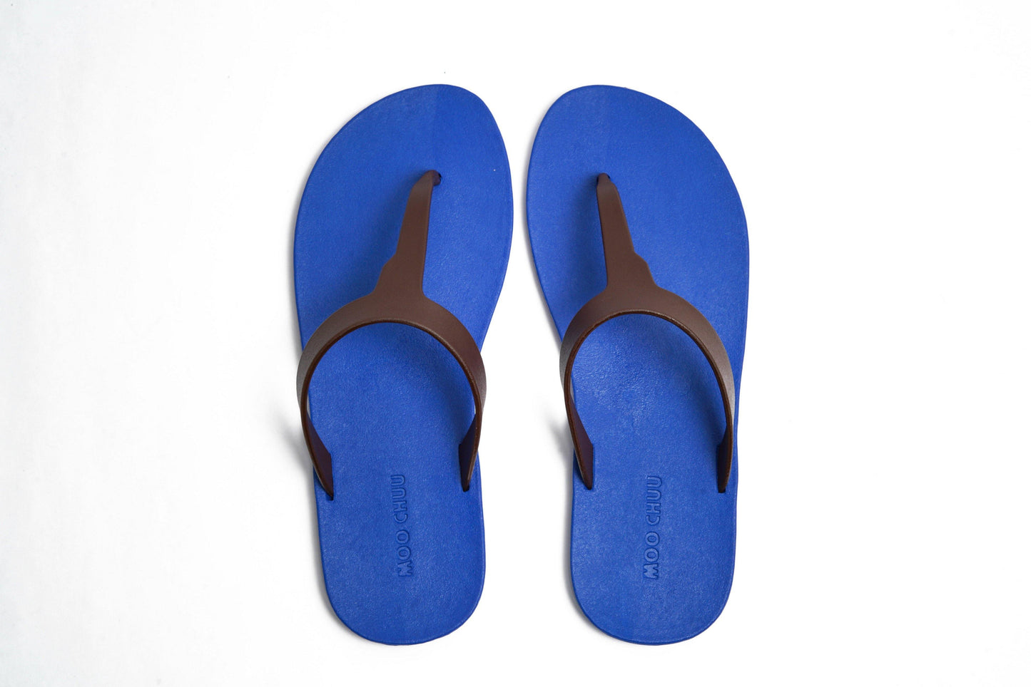 THONGS SEMELLE BLEU ET LANIÈRE MARRON