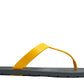 THONGS SEMELLE NOIR ET LANIÈRE JAUNE