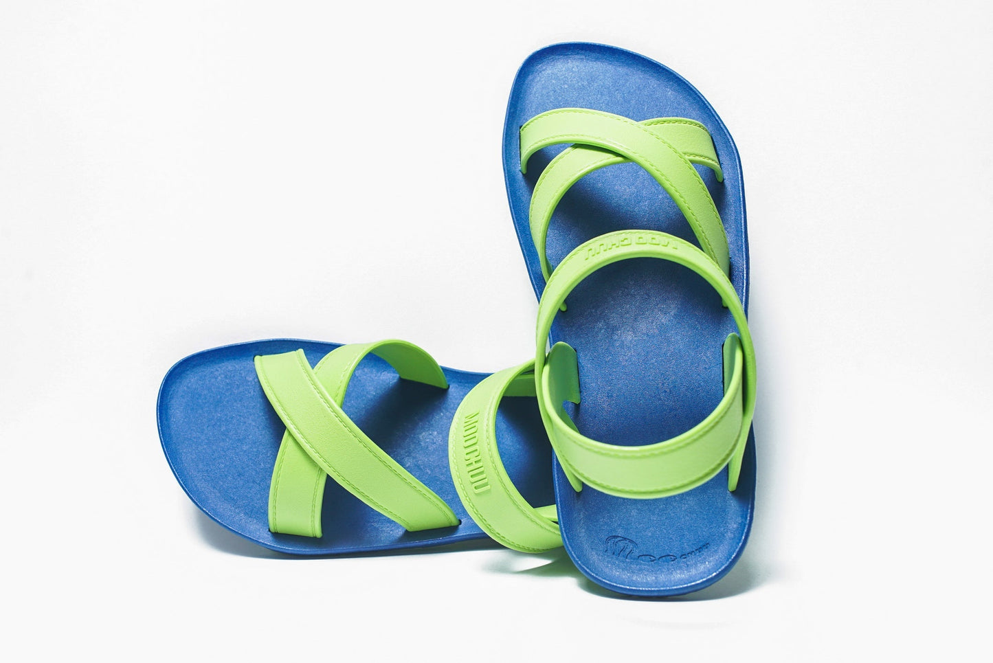 CROSS PLUS SEMELLE BLEU ET LANIÈRE CITRON VERT