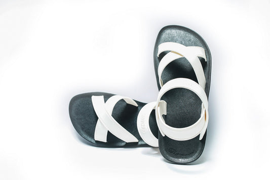 CROSS PLUS SEMELLE NOIR ET LANIÈRE BLANCHE