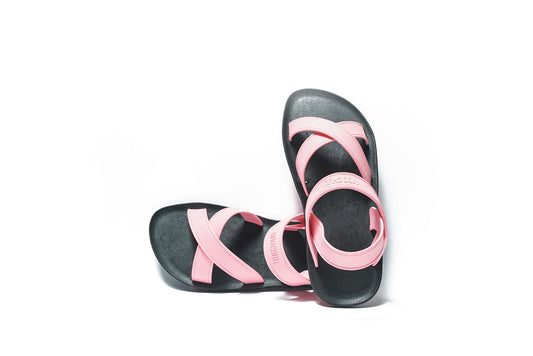 CROSS PLUS SEMELLE NOIR ET LANIÈRE ROSE CLAIR