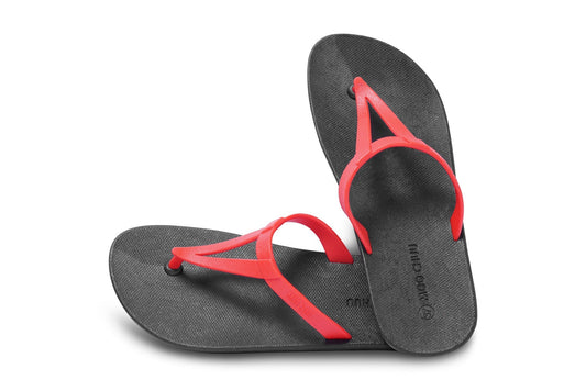 EIFFEL SEMELLE NOIR ET LANIÈRE ROUGE
